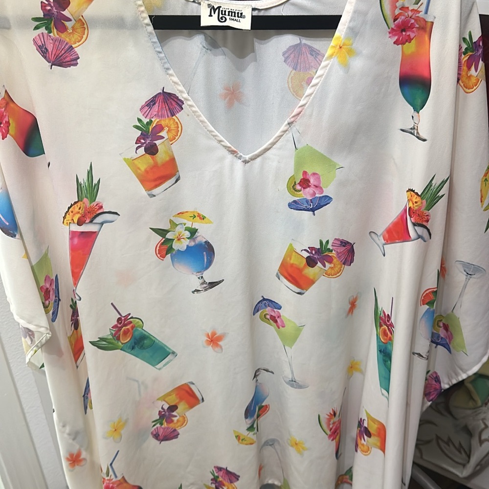Show Me Your MuMu Vibrant Cocktail Print Blouse